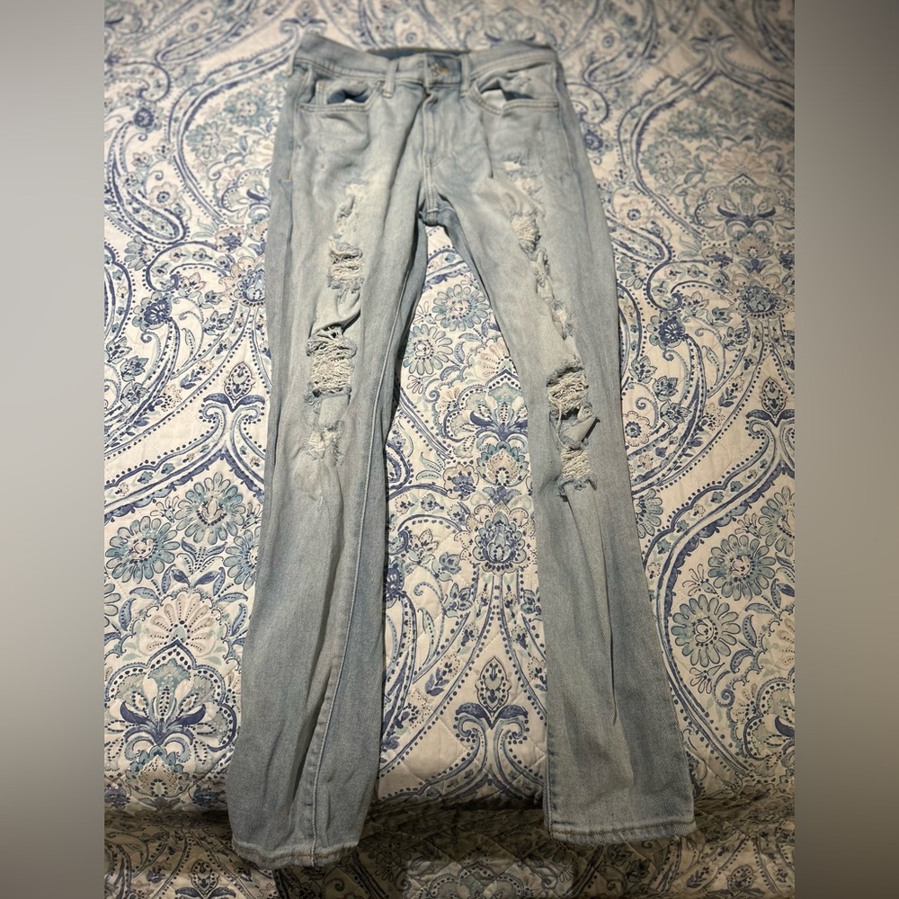 H&M distressed jeans